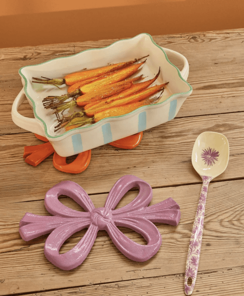 Hovedbilde GRYTEUNDERLAG – Sløyfe – Brent rød – Rice