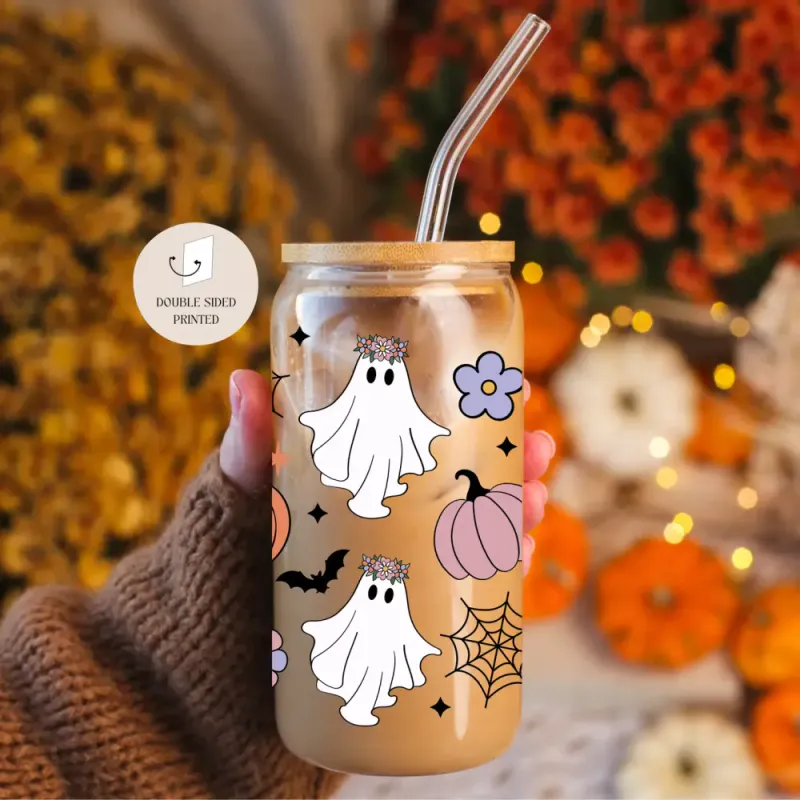 DRIKKEGLASS MED LOKK OG SUGERØR – Floral Ghosts & Pumpkins – The Cute Cloud