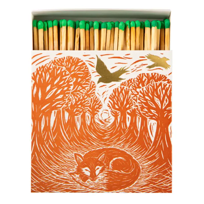 Hovedbilde FYRSTIKKER – Woodland Fox – Archivist