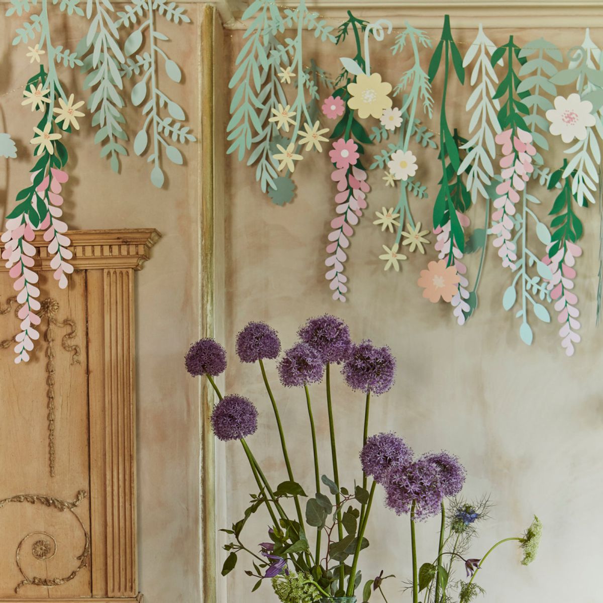 OPPHENG – Hengende blomsterdekor i papir – Meri Meri