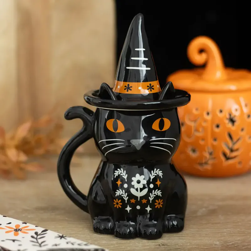 KOPP – Svart katt med heksehatt – Something Different