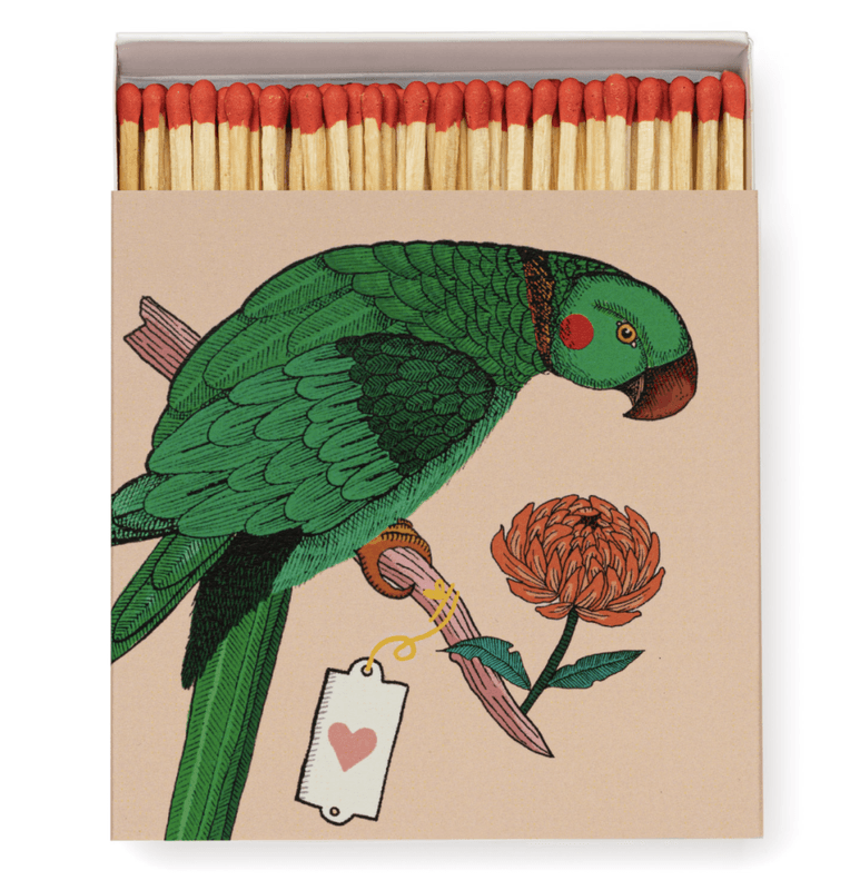 FYRSTIKKER – Ariane Parrot – Archivist