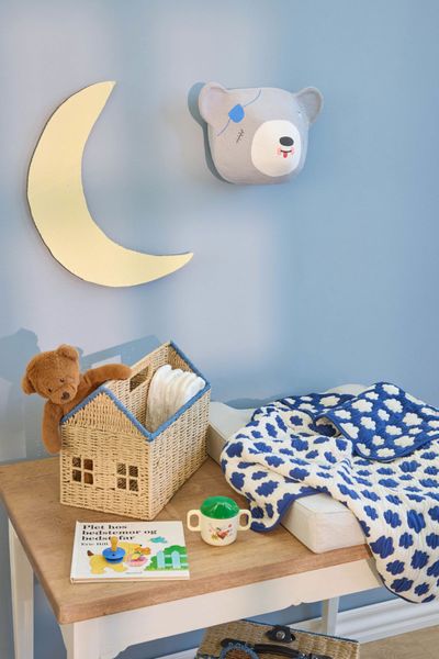 Hovedbilde VEGGDEKOR – Bjørnehode Grå – Rice