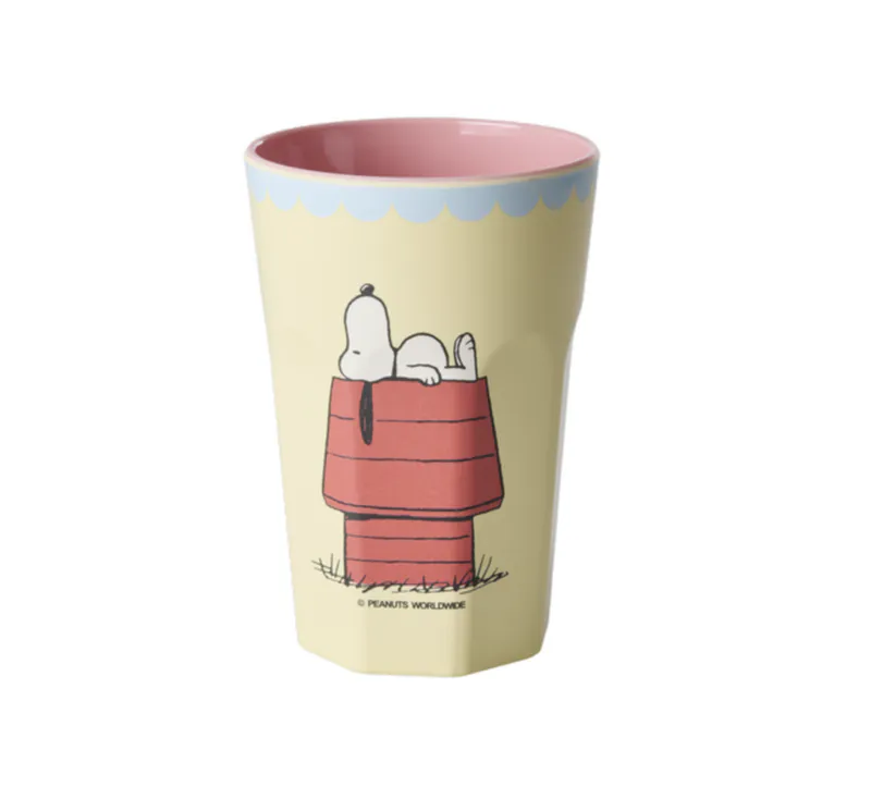 HØY KOPP – Krem Snoopy Print – Rice x Peanuts