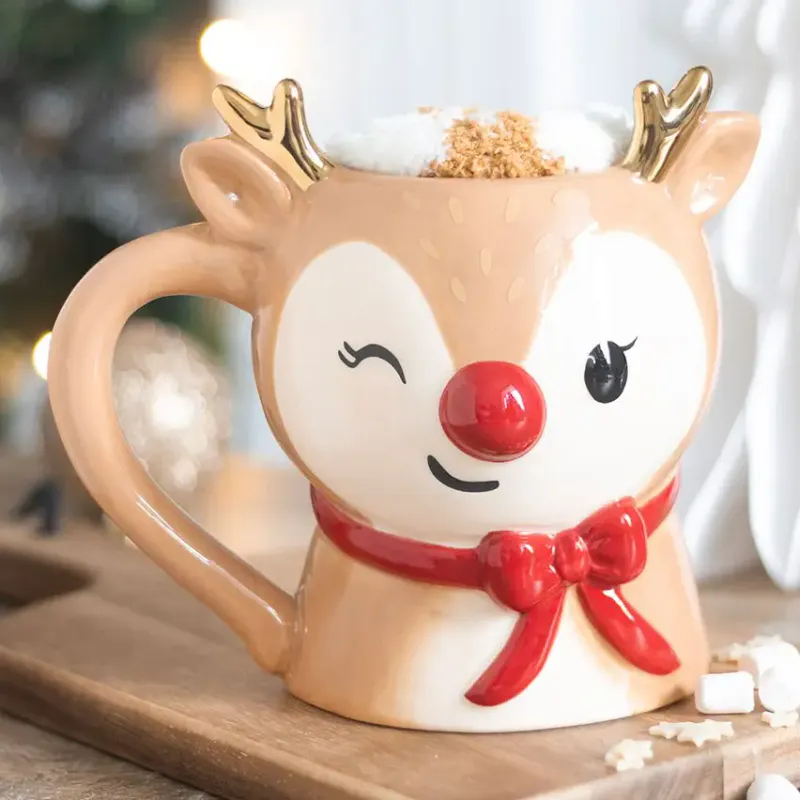 KOPP MED SOKKER – Ruby the Reindeer – Something Different