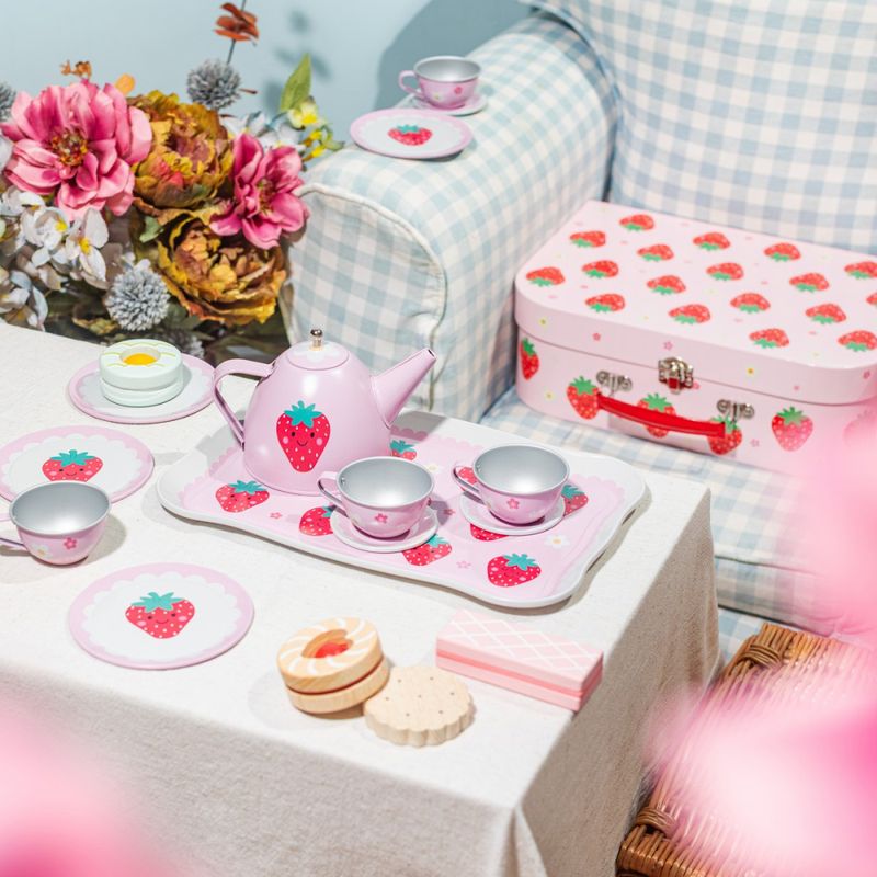 TESETT I KOFFERT – Jordbær – Sass & Belle