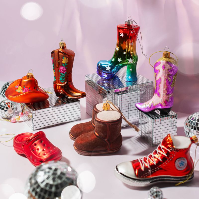 JULETREPYNT – Rød Crocs – Sass & Belle
