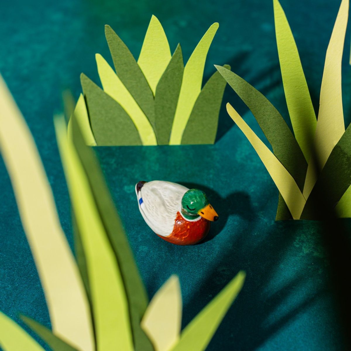 LYKKEFIGUR – And – Sass & Belle